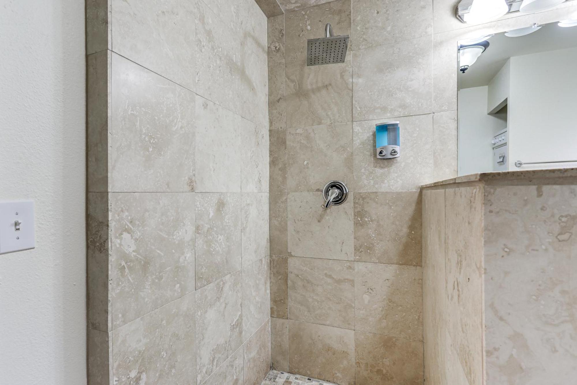 1 Mi To Light Rail Cozy And Convenient Holiday home Seattle