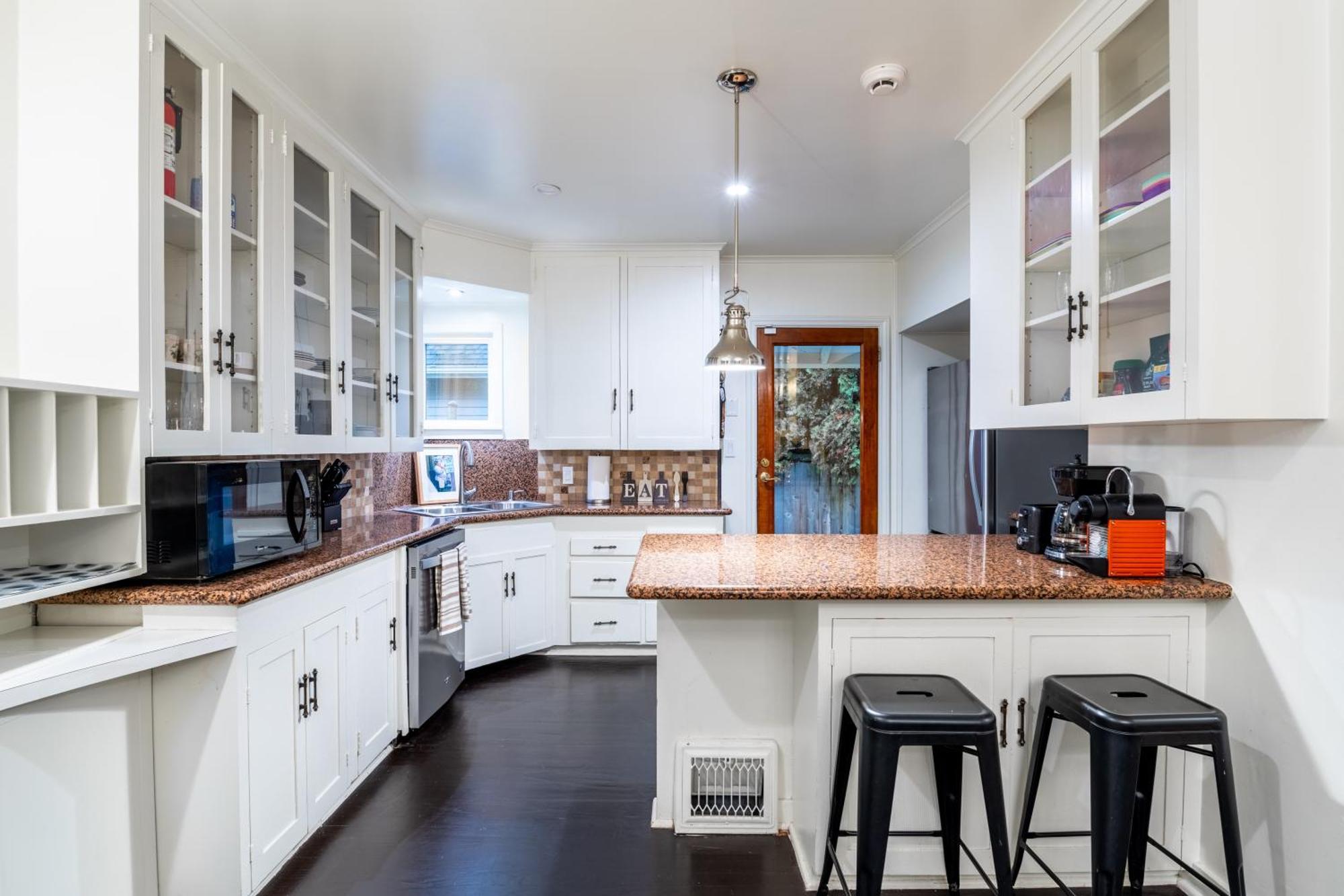 Holiday home Cozy Lakeview Retreat In *