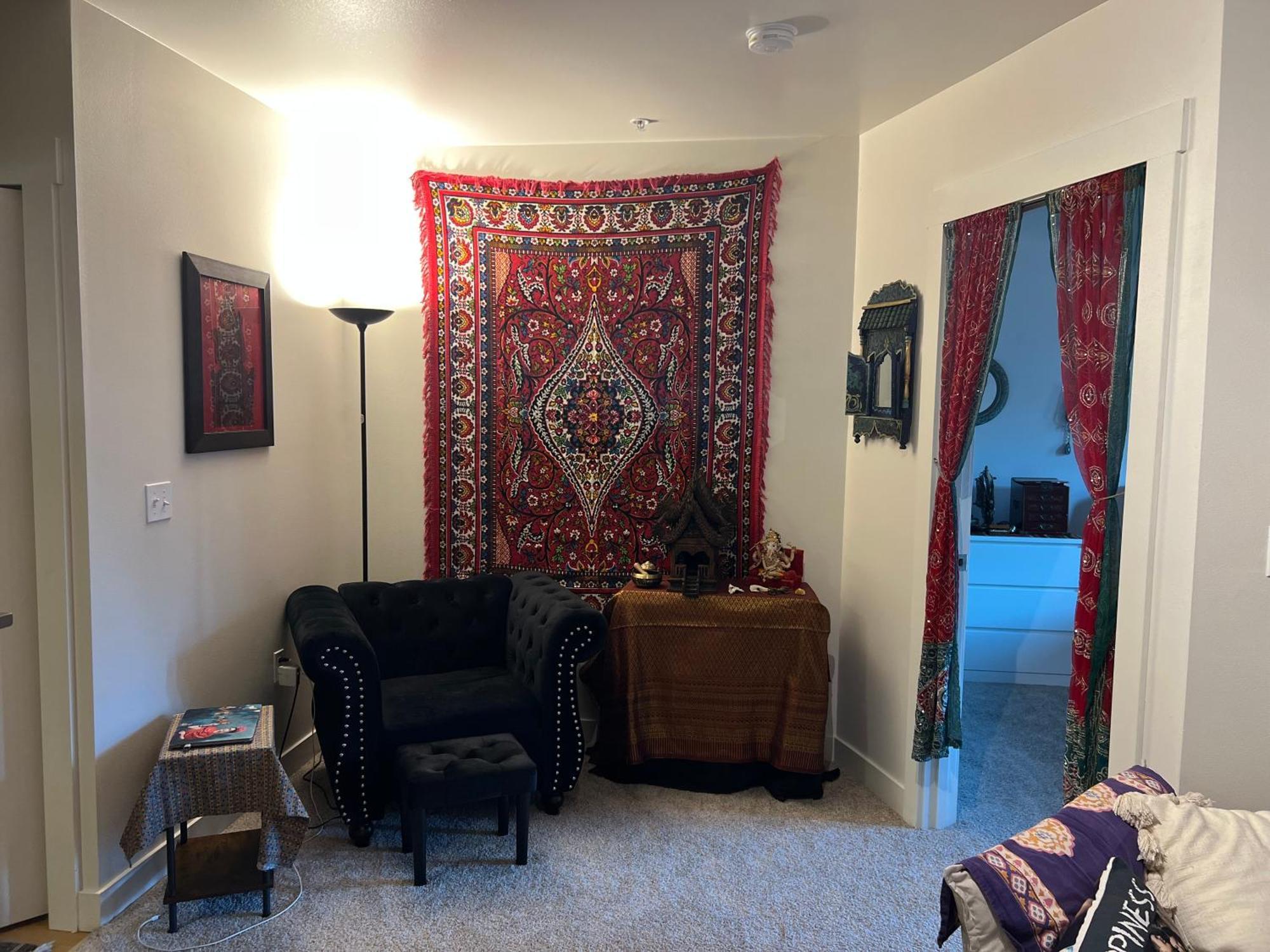Monthly 1 Bedroom Center Apartment Seattle
