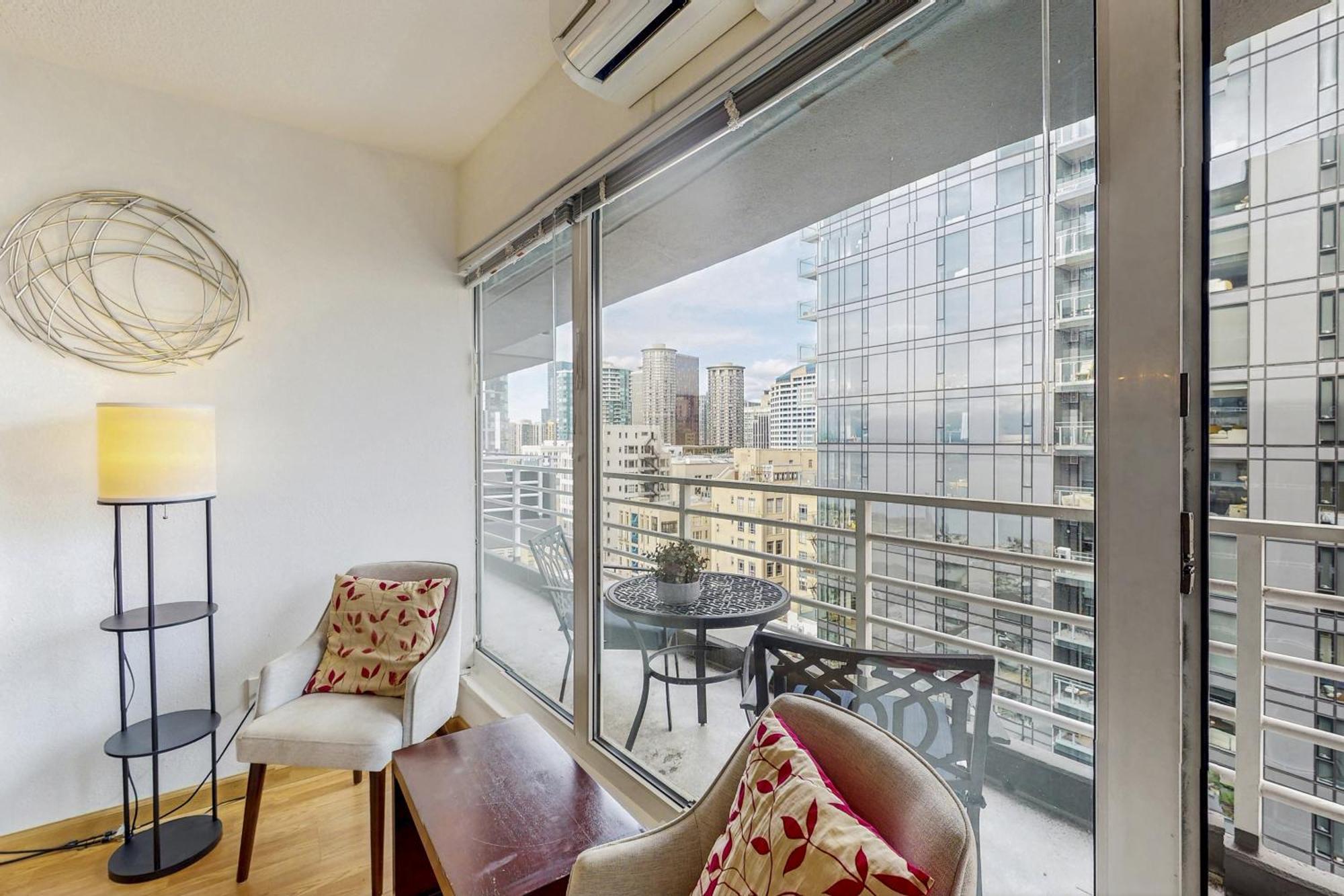 Apartment Newmark Tower Seattle