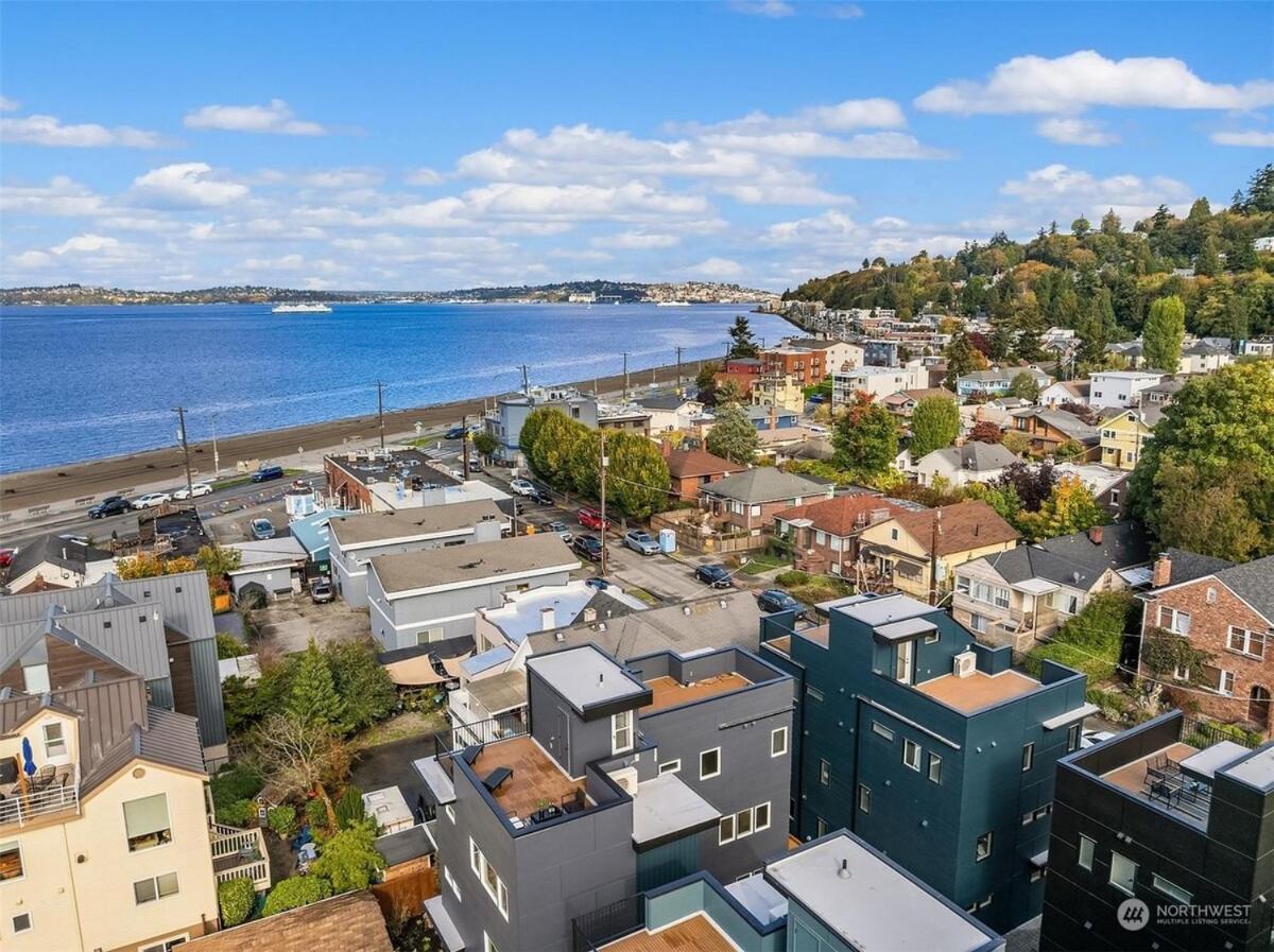 Holiday home Alki Front Townhome *