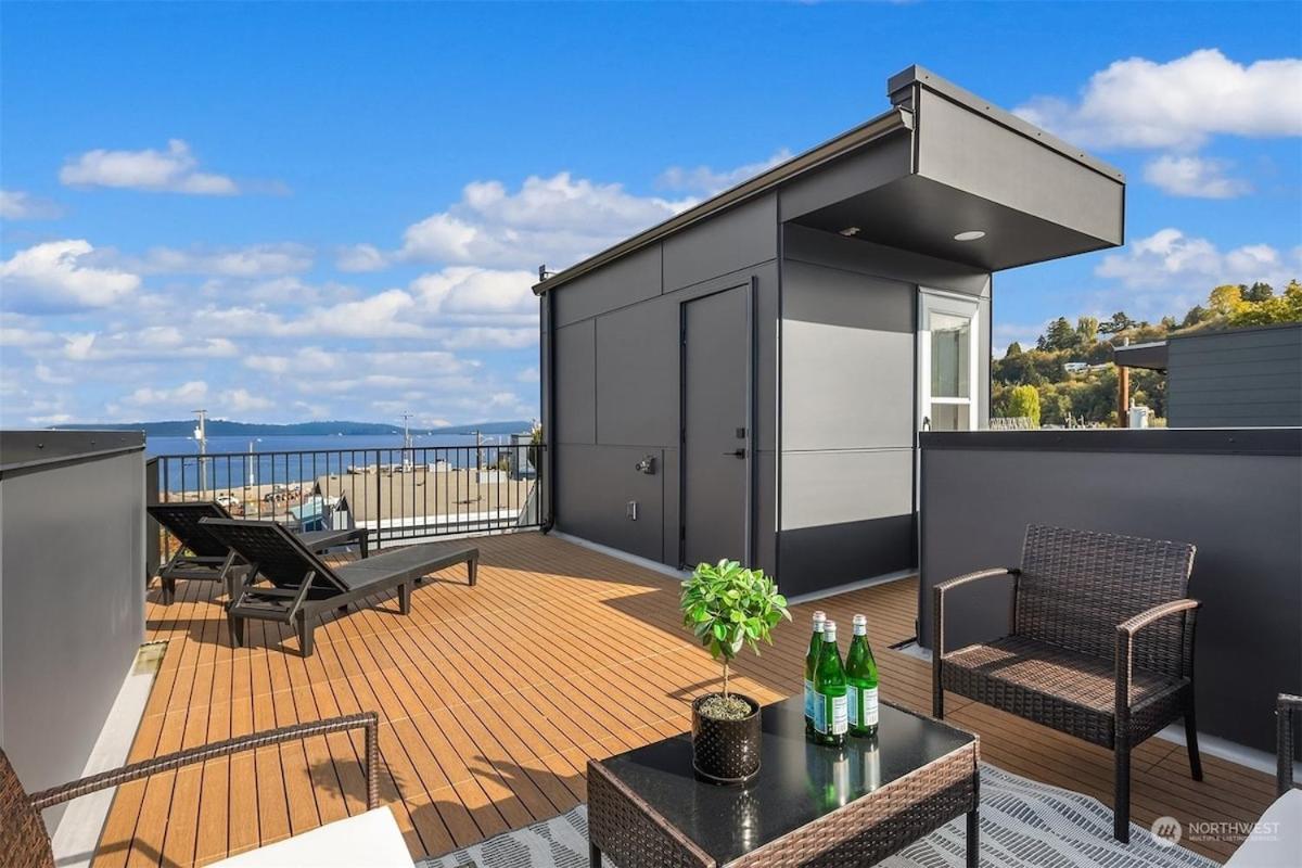 Alki Front Townhome Holiday home