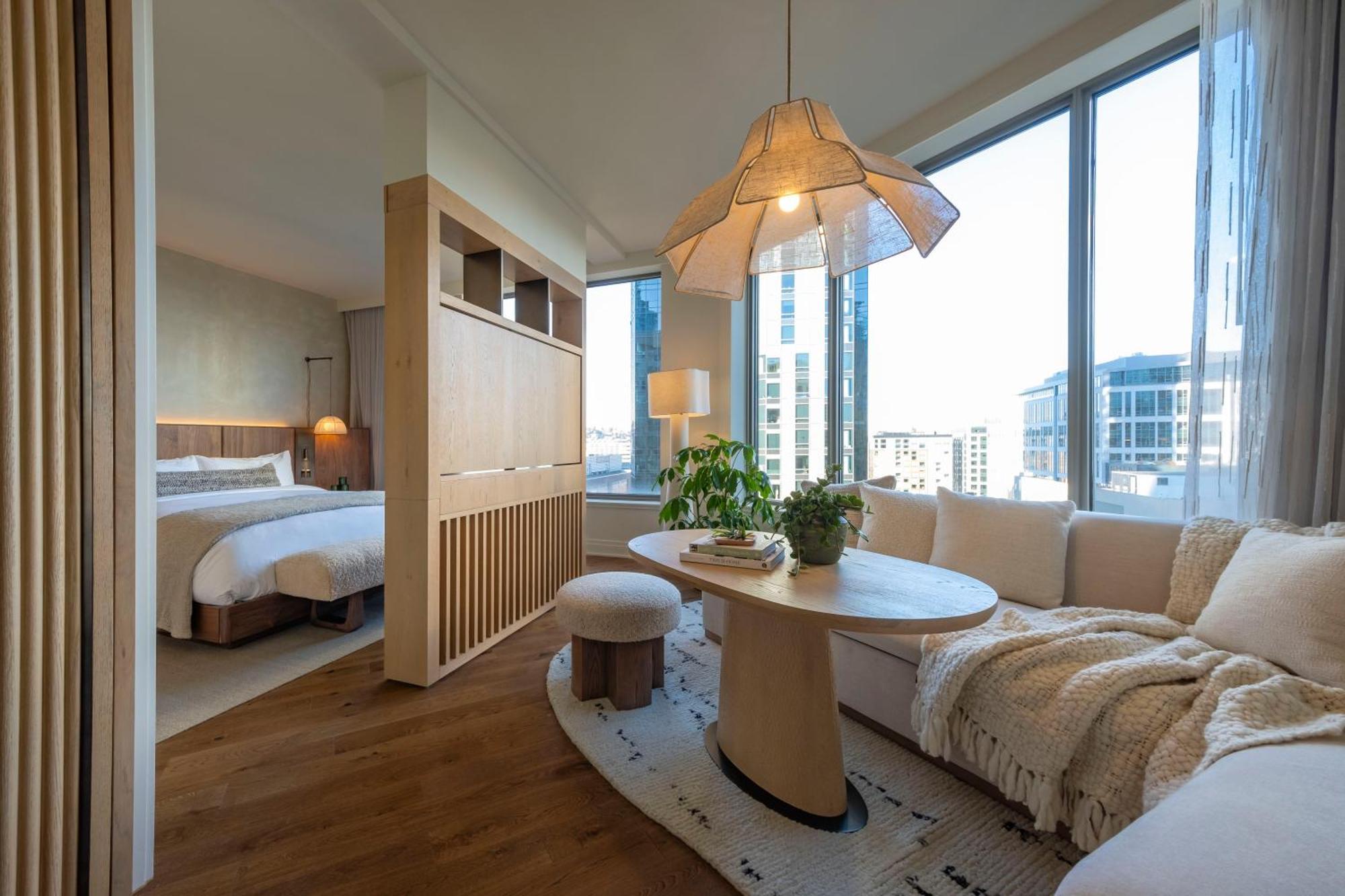 1 Hotel Seattle Hotel