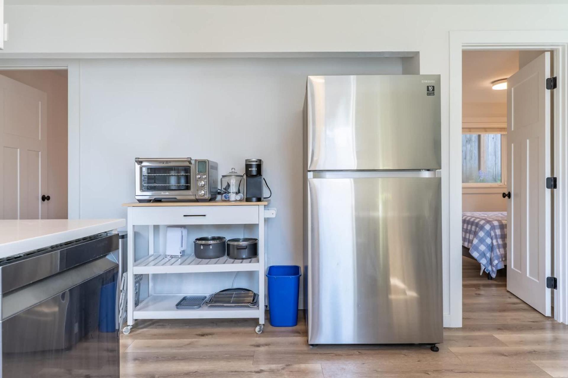 Cozy Pet Friendly Downstairs Retreat In Holiday home