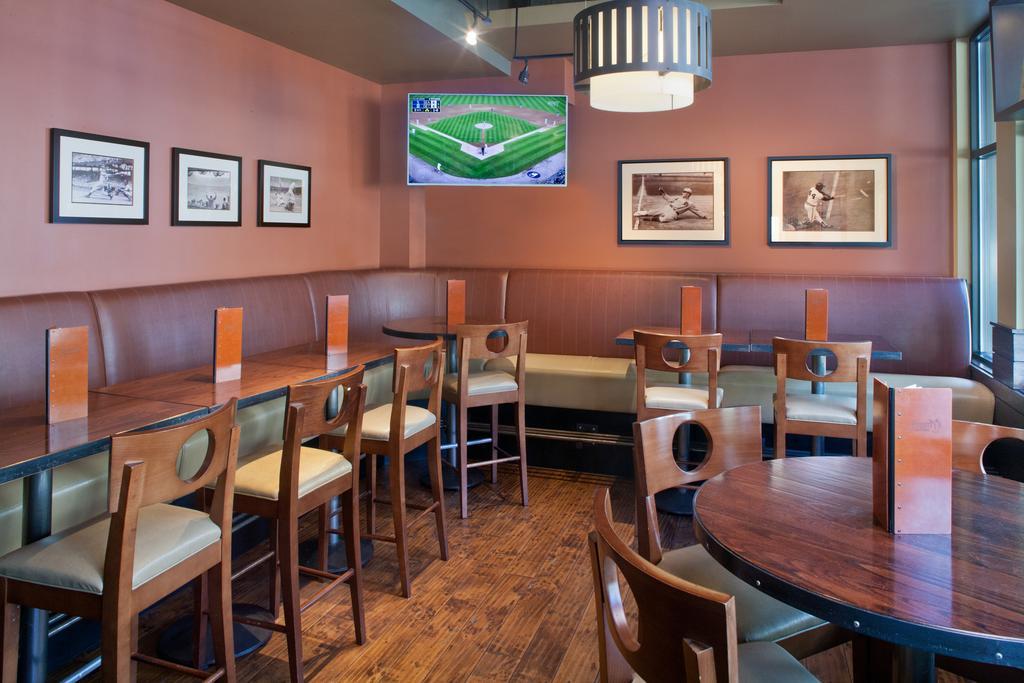 Silver Cloud - Stadium 4* Seattle