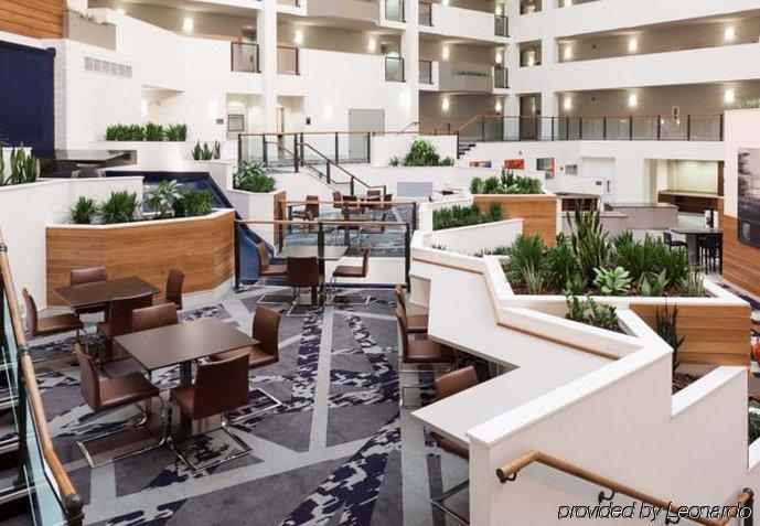 By Marriott Downtown/lake Union