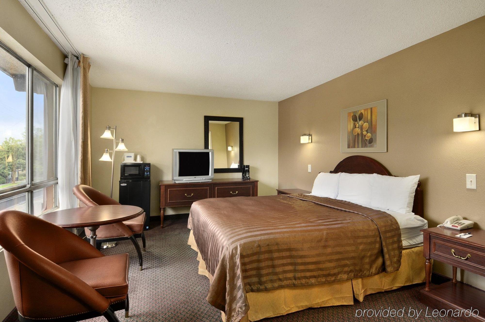 Travelodge By Wyndham Motel 2*