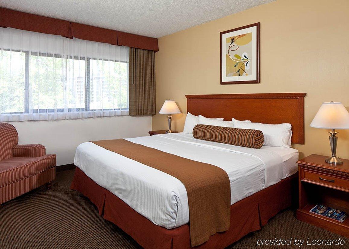 The Loyal Hotel Seattle