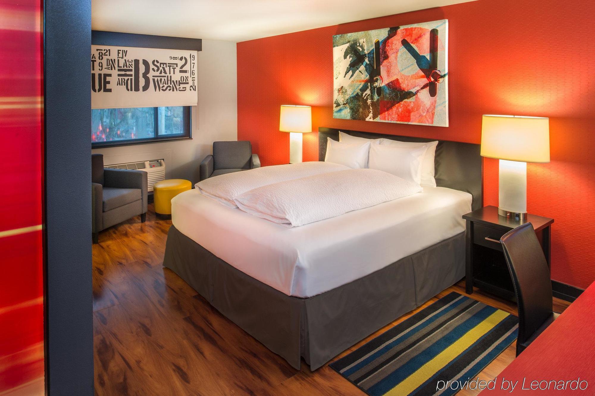Hotel Staypineapple, Five, Downtown Seattle