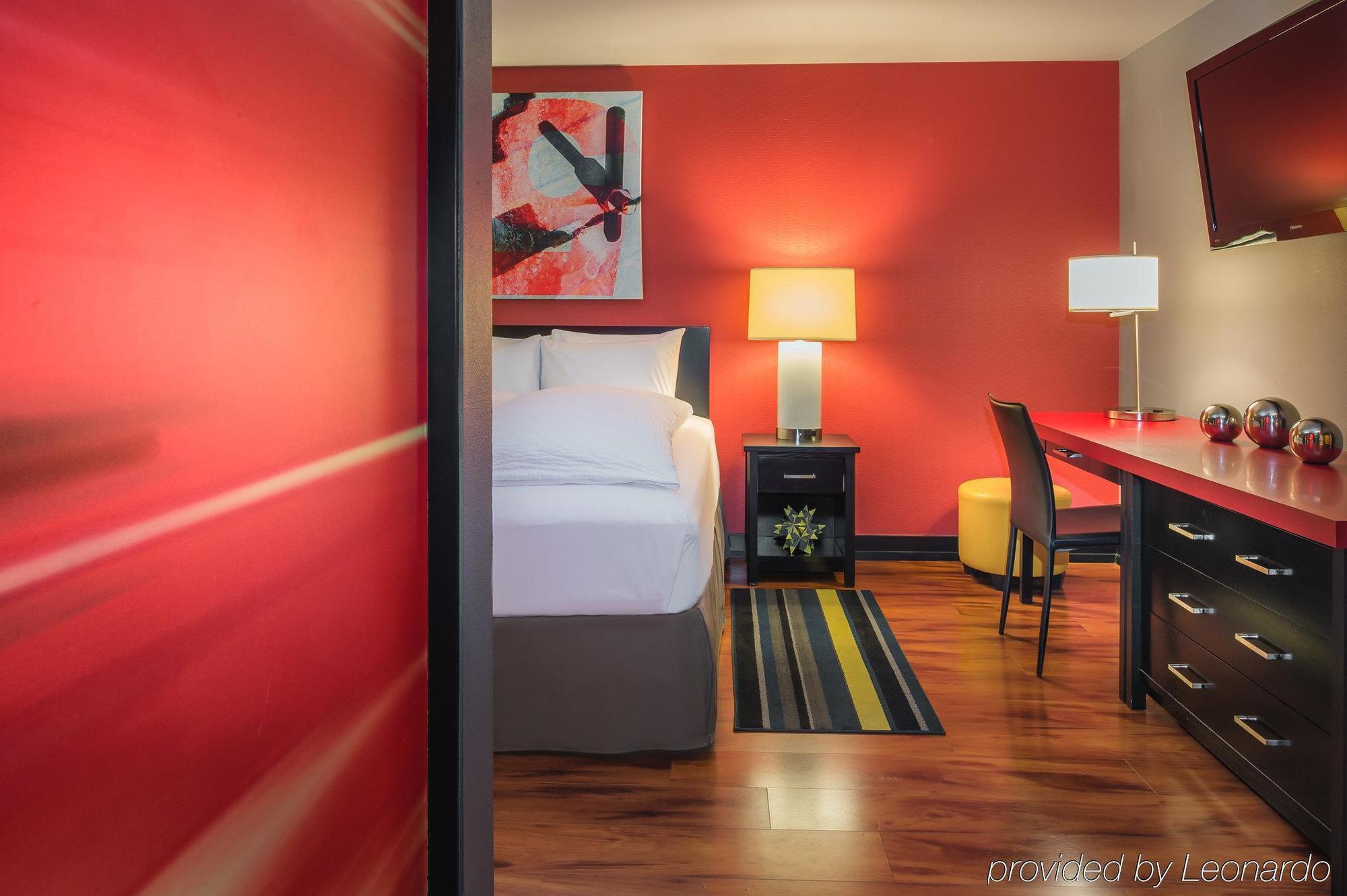 Hotel Staypineapple, Five, Downtown 3*