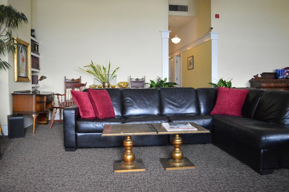 Bed & Breakfast Nichols 3*