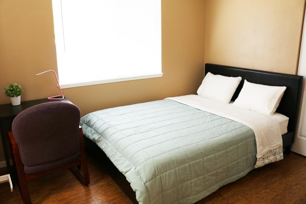 Guest house Quiet, Clean And Comfortable