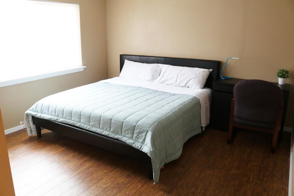 Guest house Quiet, Clean And Comfortable