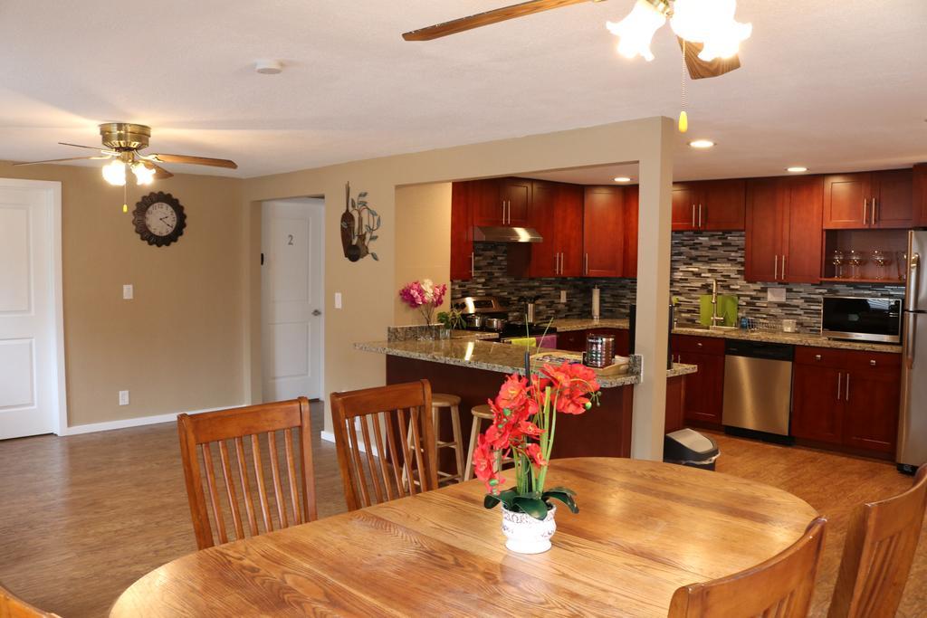 Guest house Quiet, Clean And Comfortable