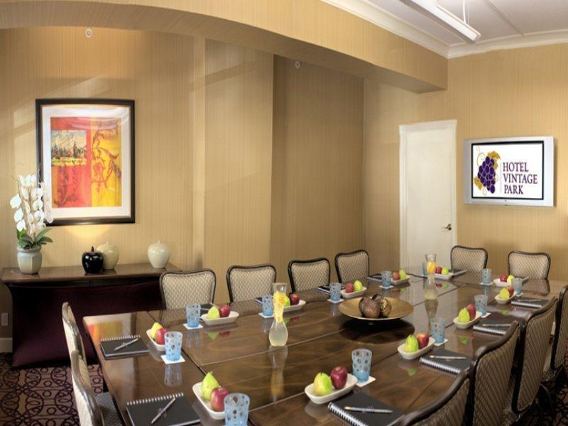 Kimpton Vintage By Ihg Hotel Seattle