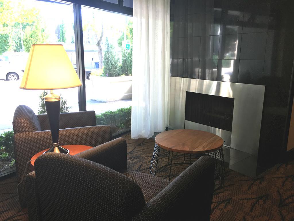 The Loyal Hotel 3*
