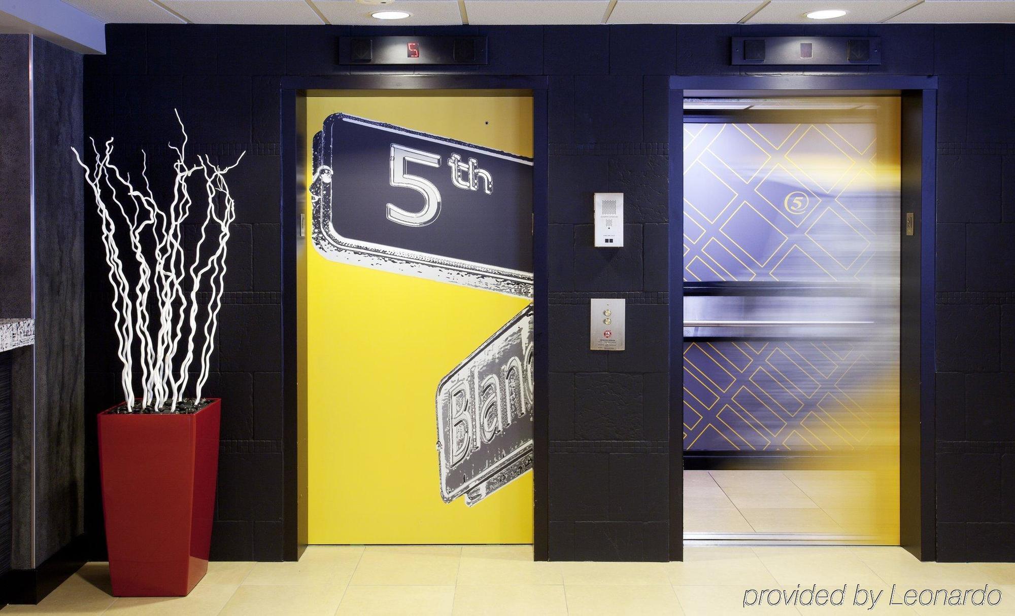 Staypineapple, Five, Downtown Hotel 3*