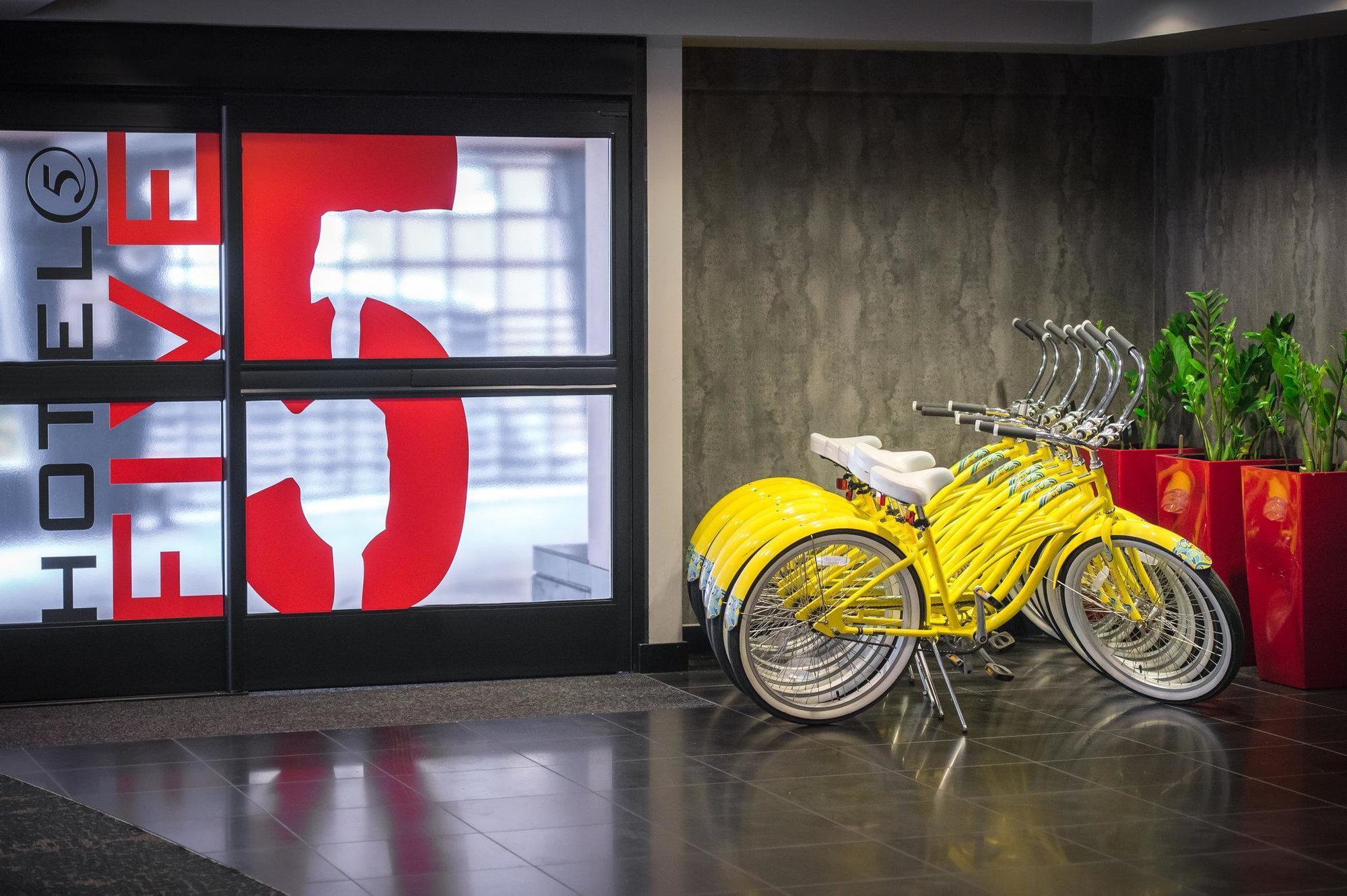 Hotel Staypineapple, Five, Downtown Seattle