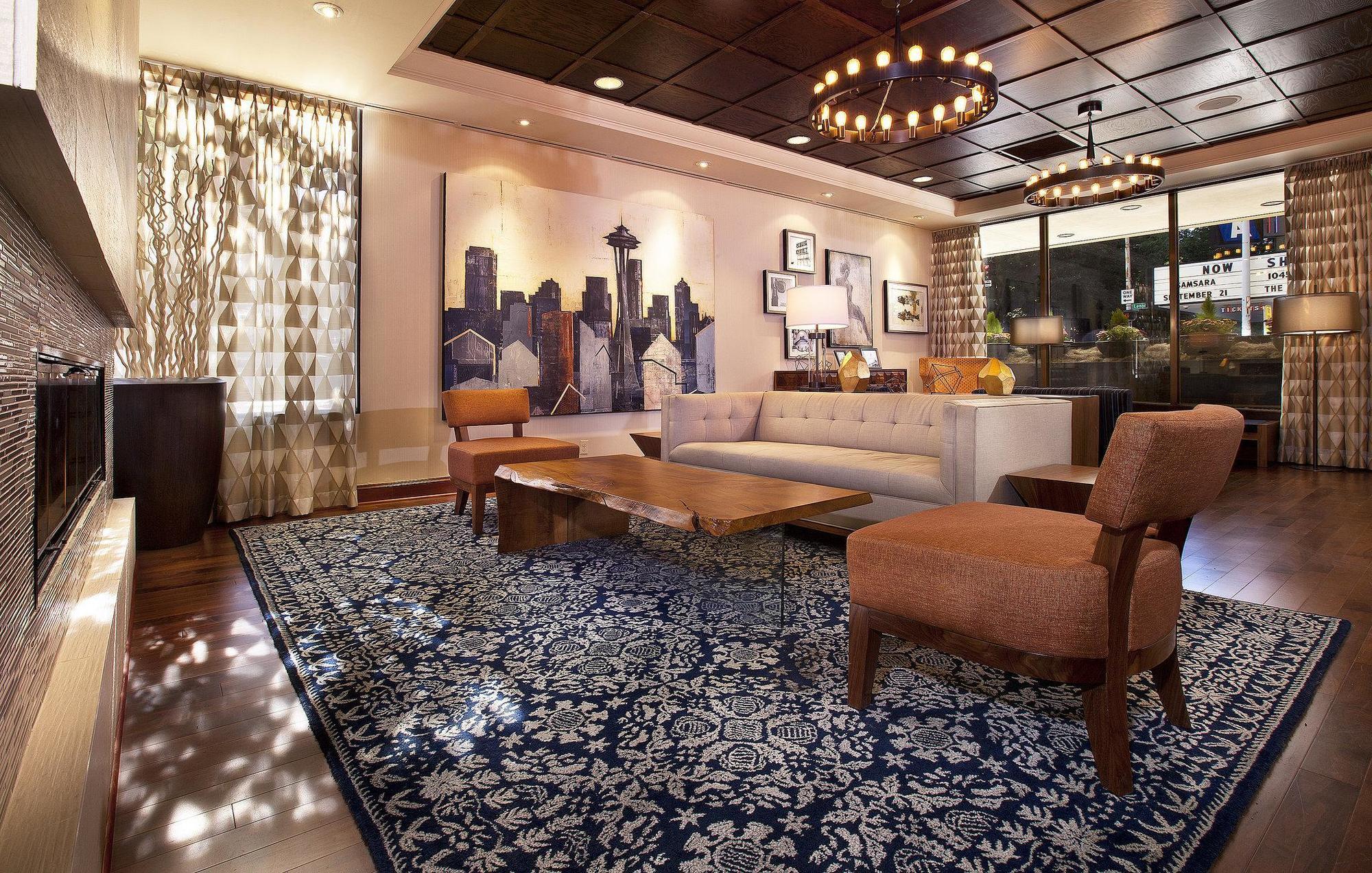 Warwick 4* Seattle