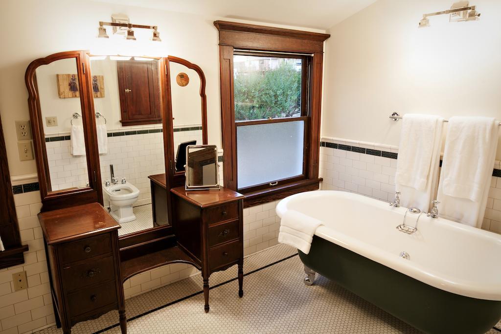 The Gatewood Seattle