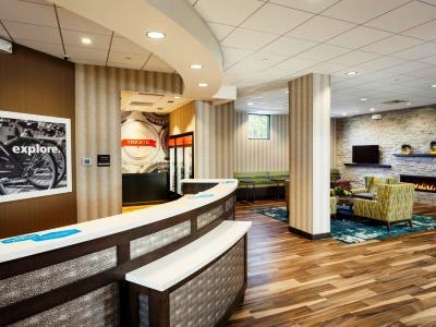Hotel Hampton & By Hilton Seattle/northgate 3*
