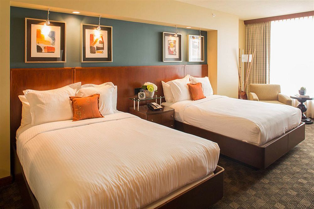 1000, Lxr & Hotel Seattle