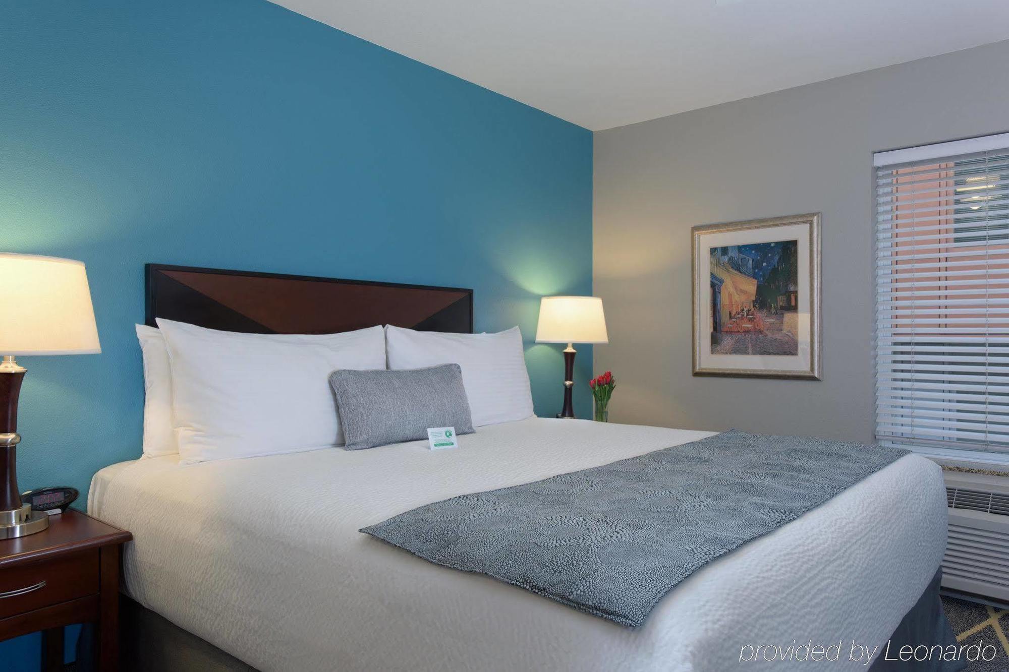 Belltown Inn