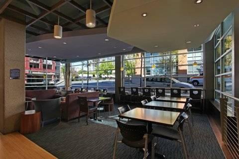 Staypineapple, Watertown Hotel, District