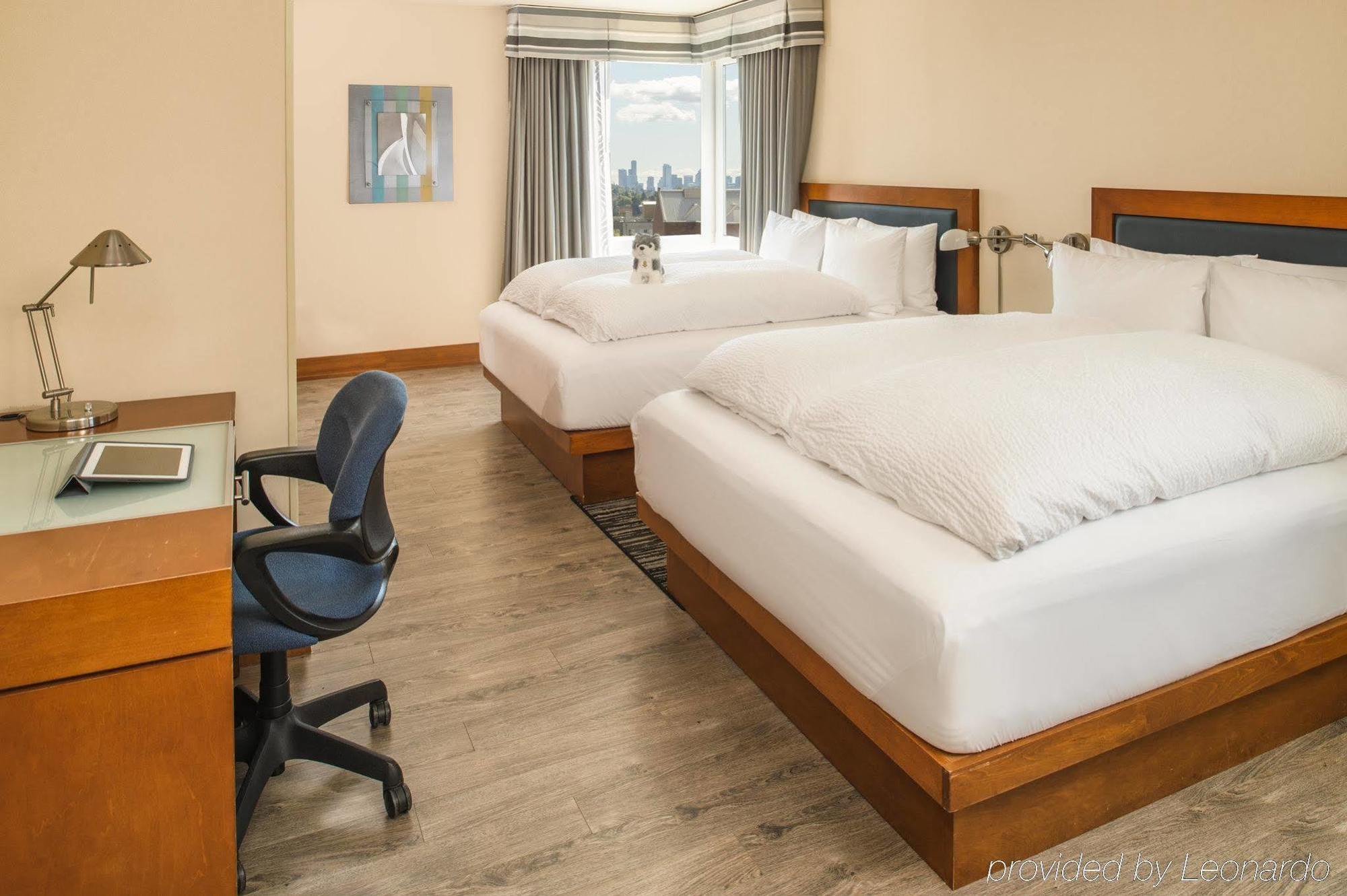 Staypineapple, Watertown Hotel, District