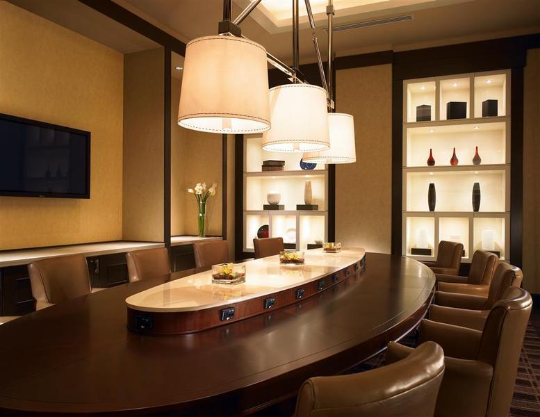 Hotel Sheraton Grand 4*