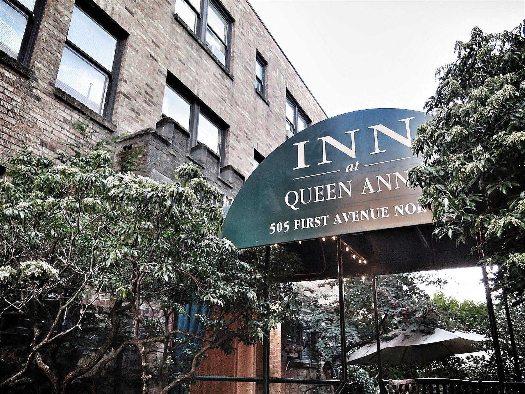 Hotel At Queen Anne