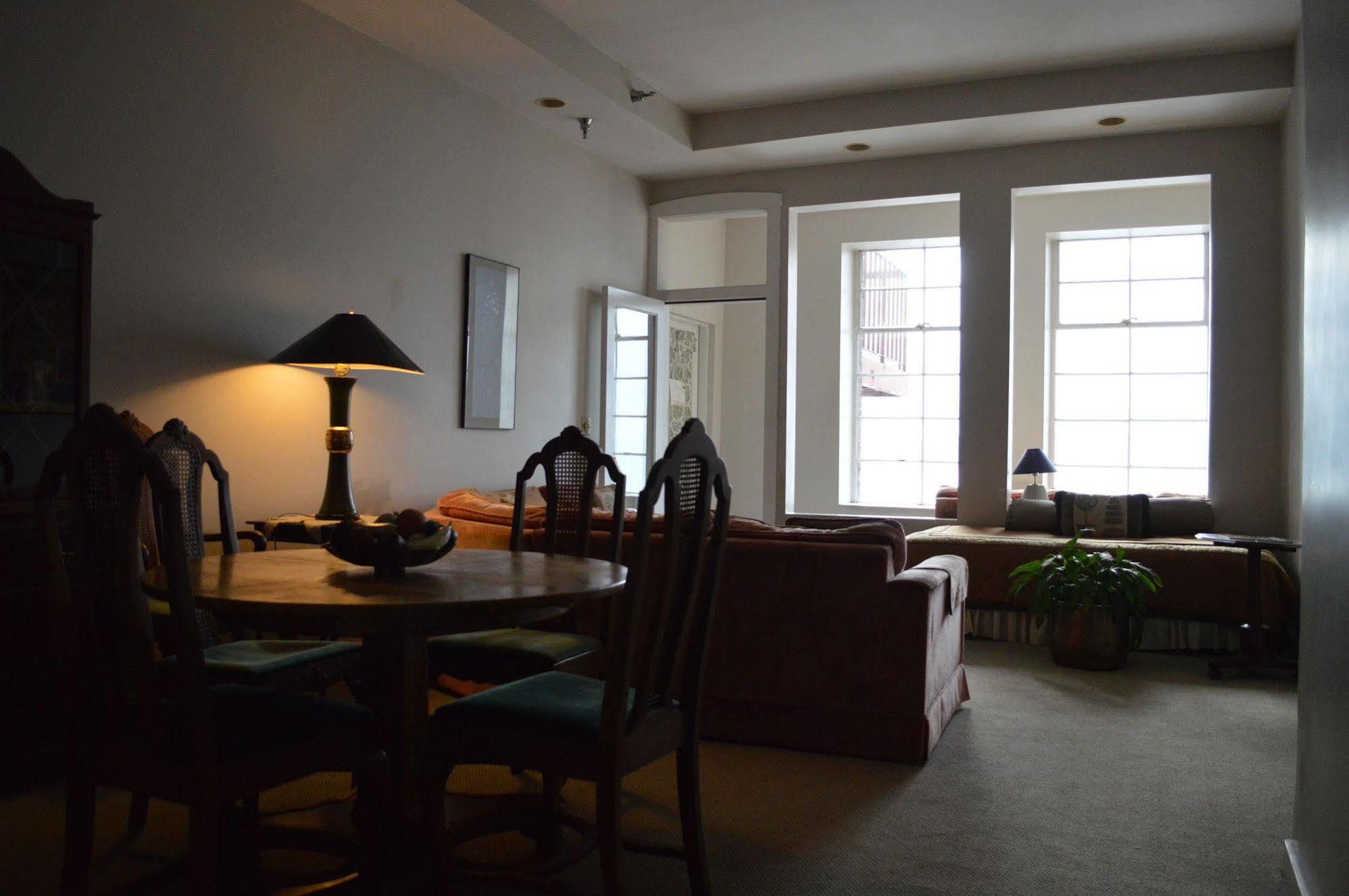 Bed & Breakfast Nichols