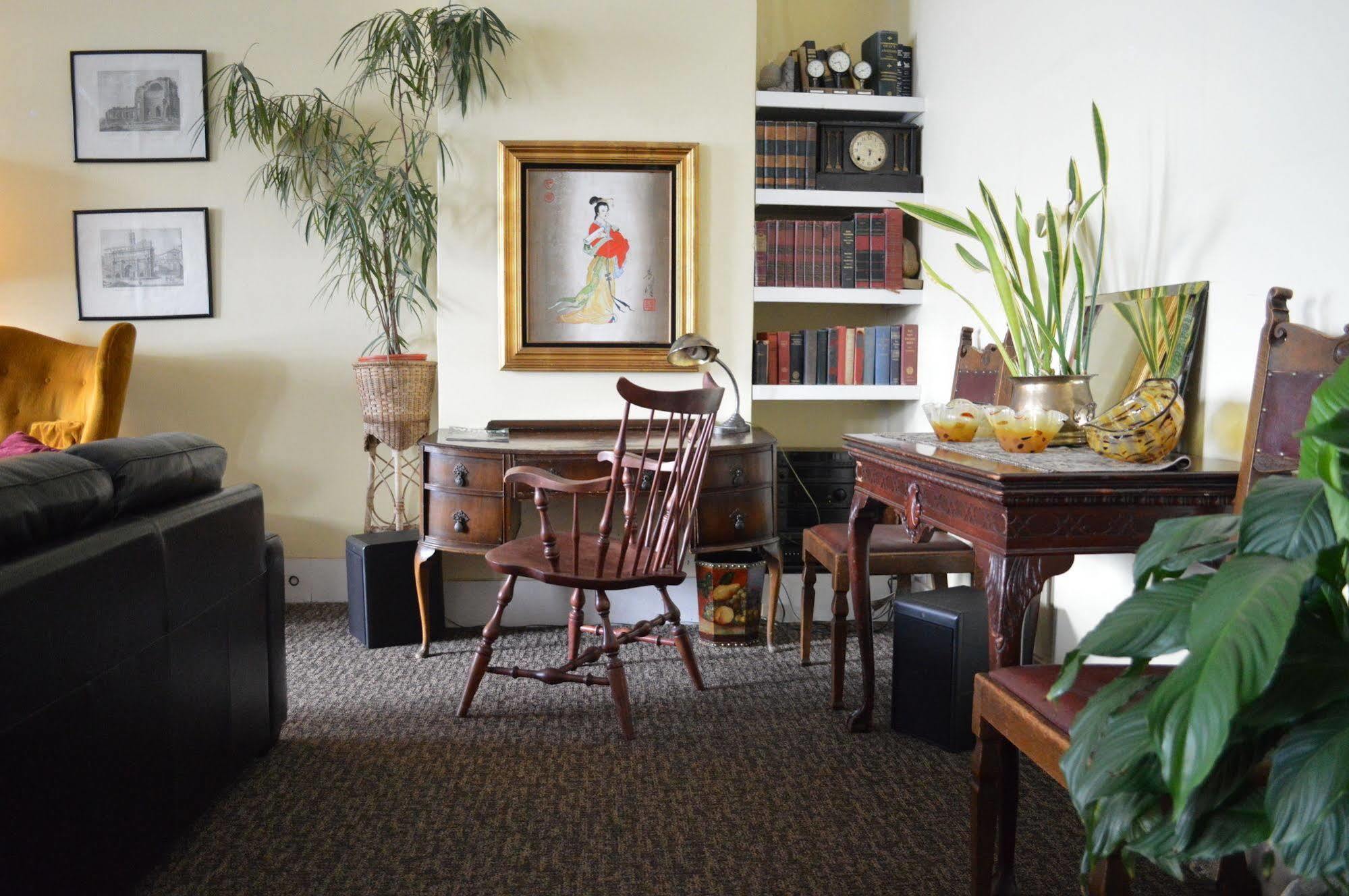 Nichols Bed & Breakfast