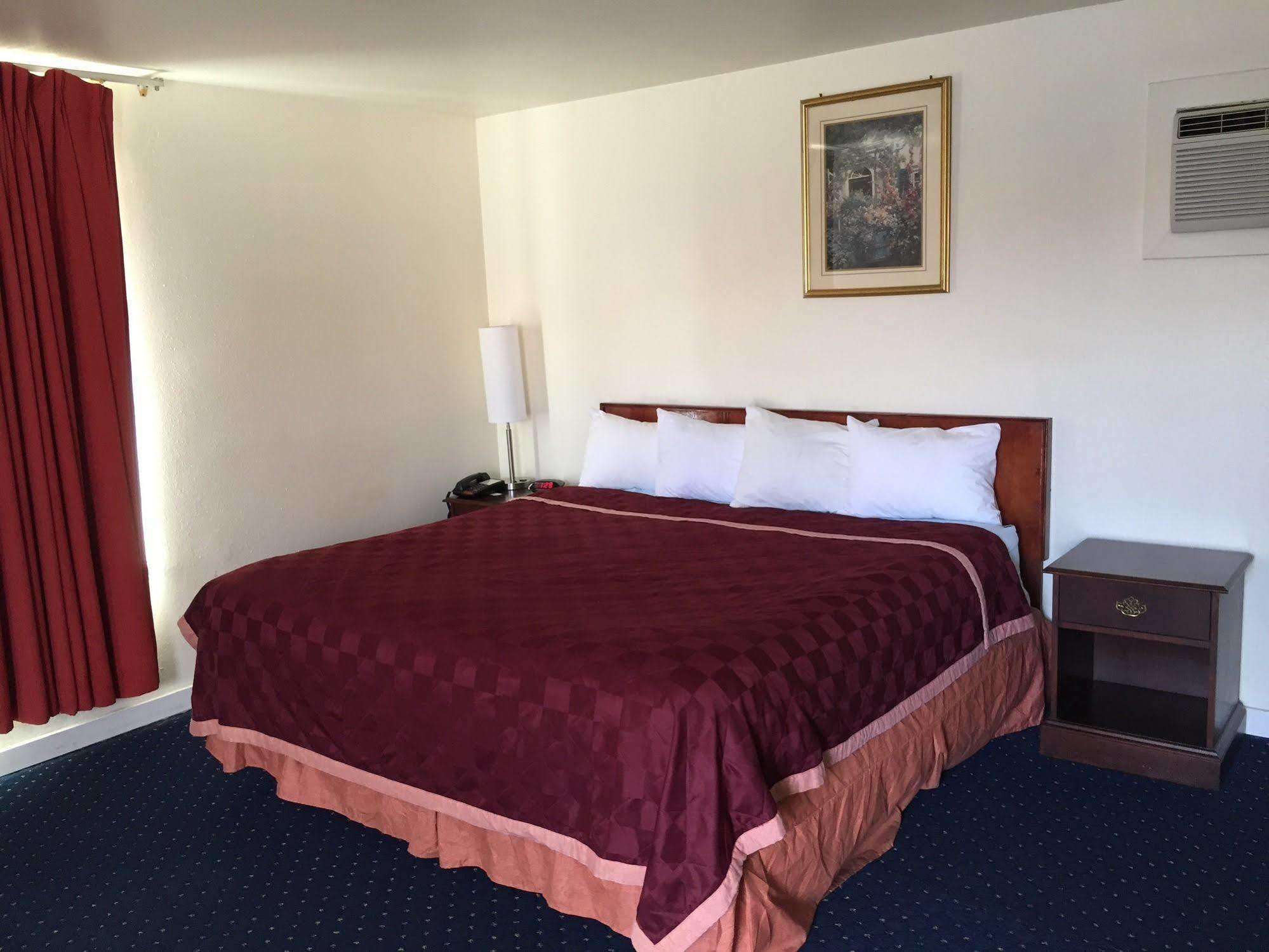 La Hacienda Motel 2*