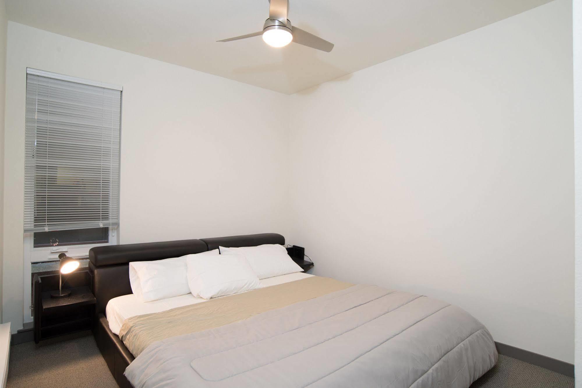 Hotel Pelicanstay In Pioneer Square 3*