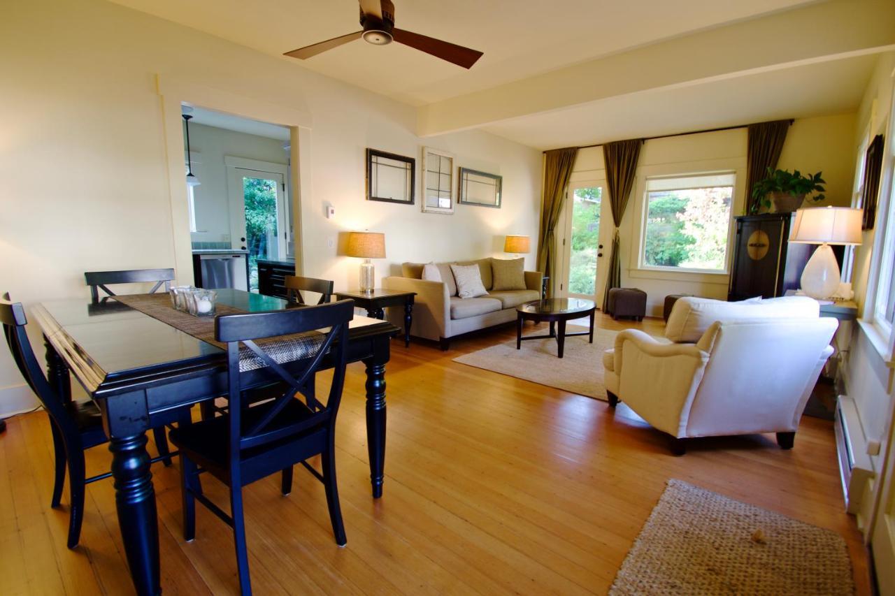 Phinney Ridge Flat With Backyard Oasis * Seattle