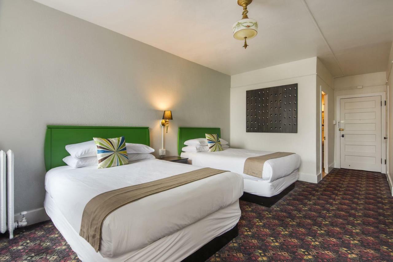 Moore Hotel