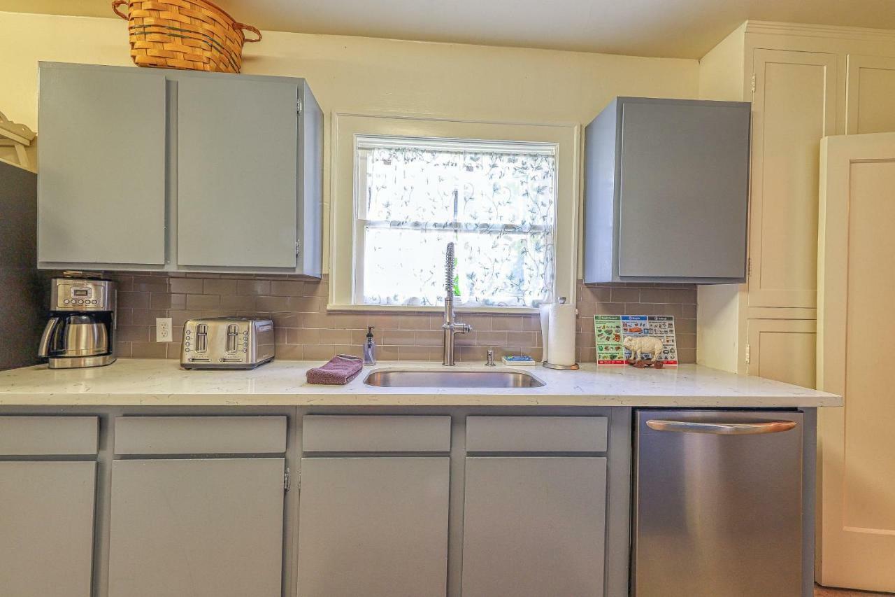 Holiday home Lakefront Craftsman *