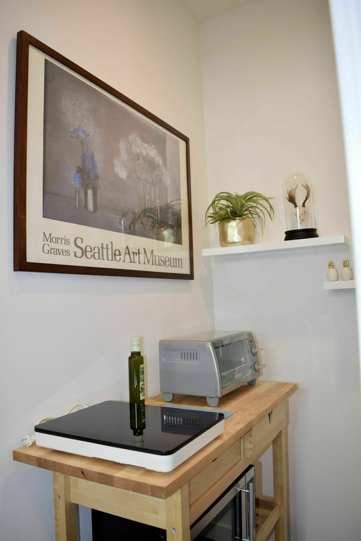 Primo Capitol Hill Apartment
