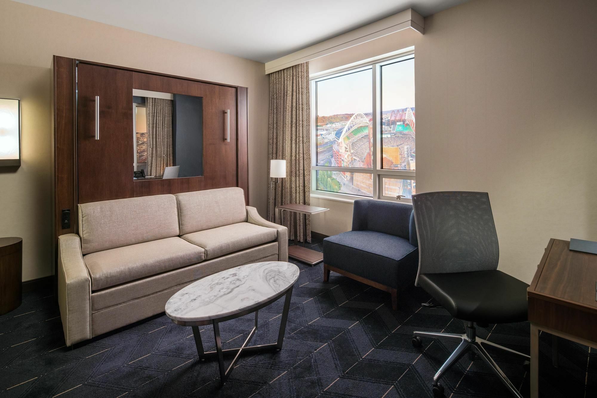 Embassy By Hilton Downtown Pioneer Square Hotel Seattle