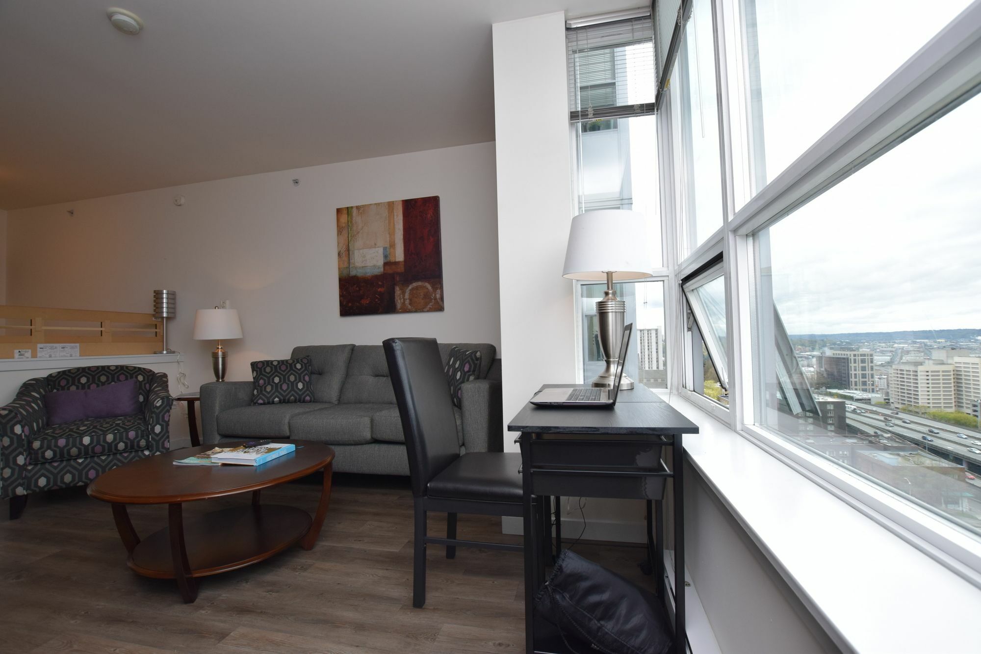 Apartment First Hill