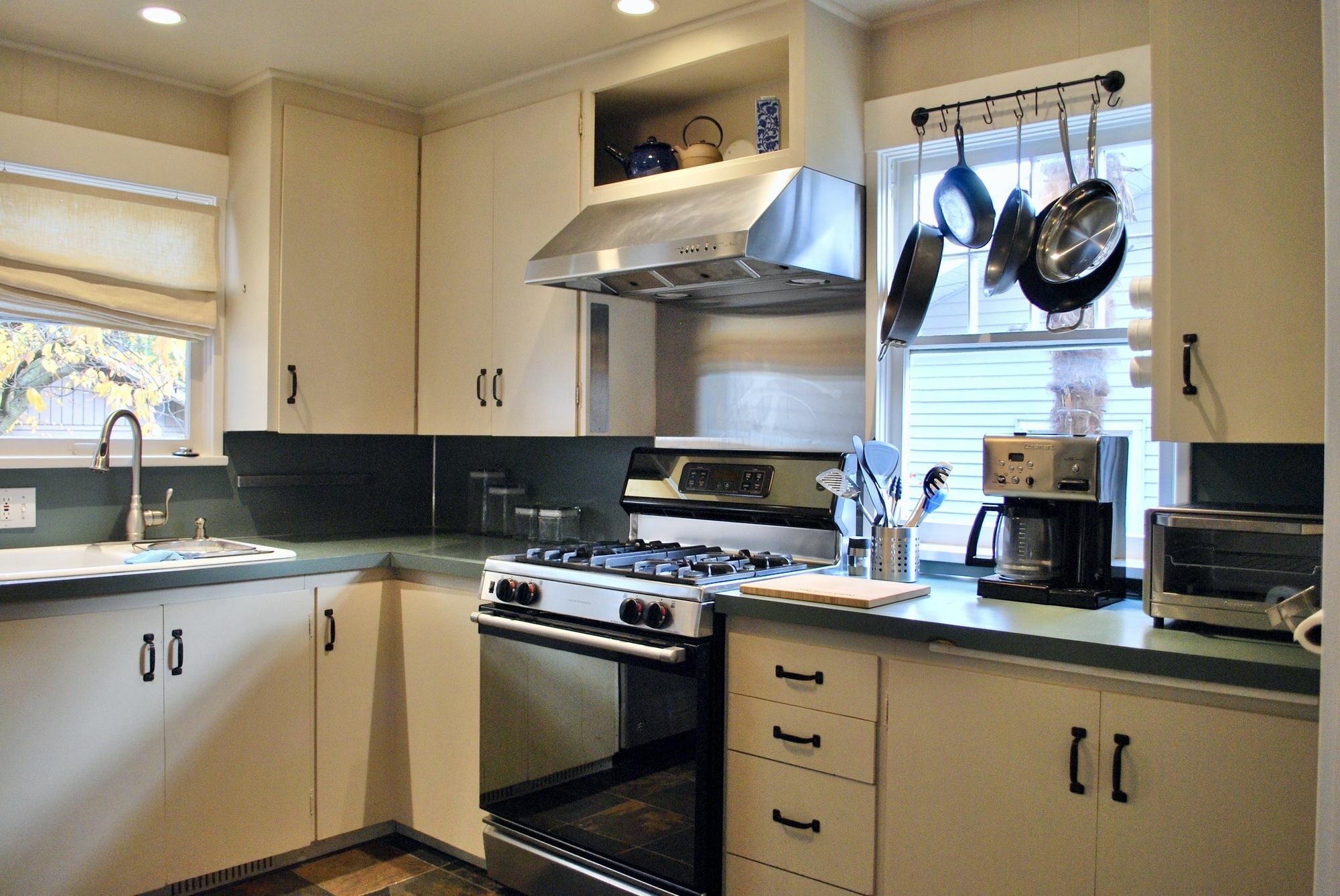 Stylish Craftsman Premium Comfort