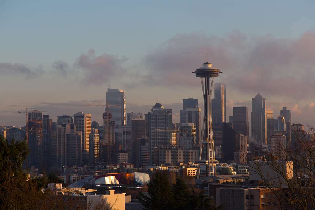 Hampton & Seattle-downtown Hotel