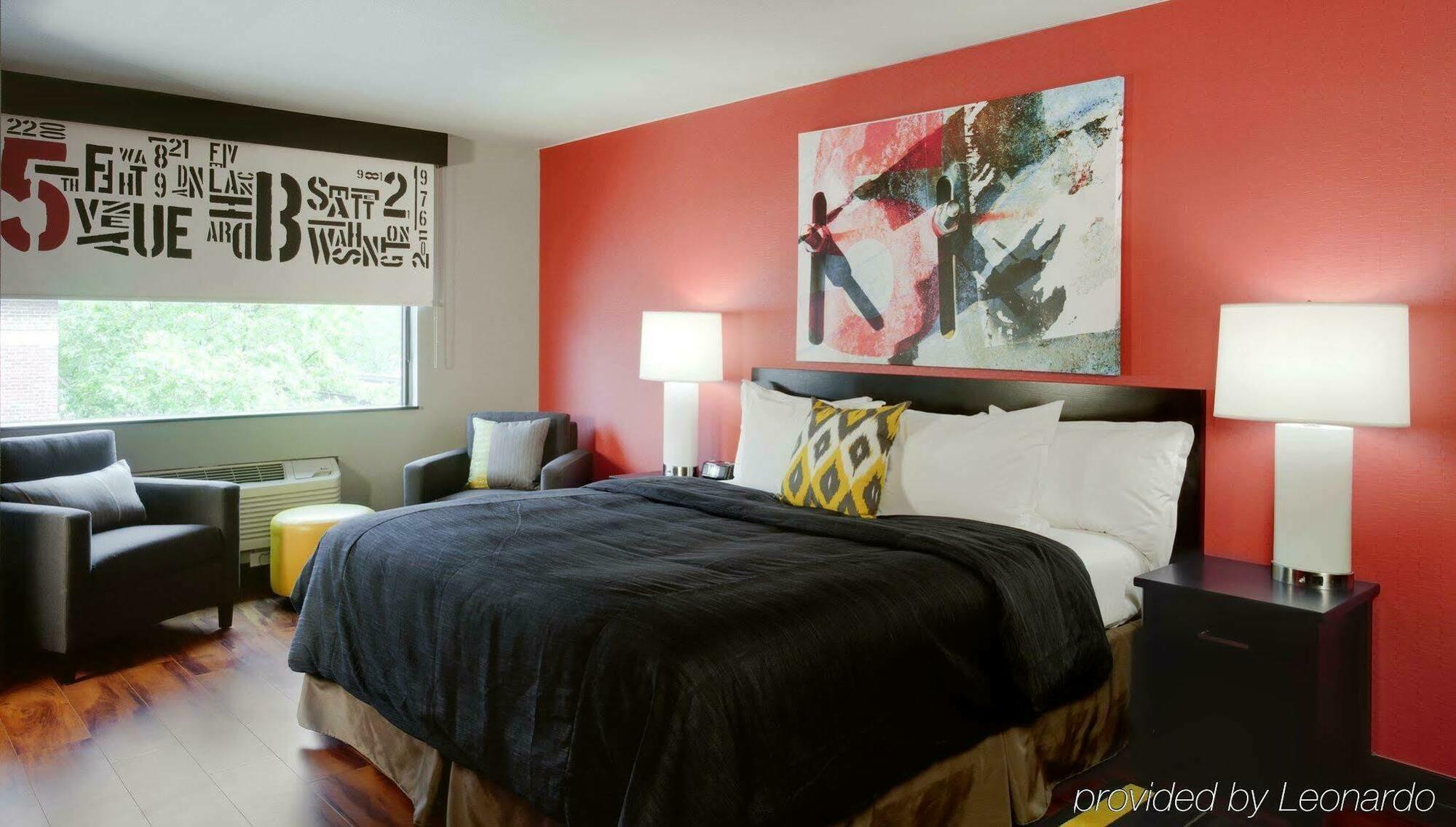 Staypineapple, Five, Downtown Hotel