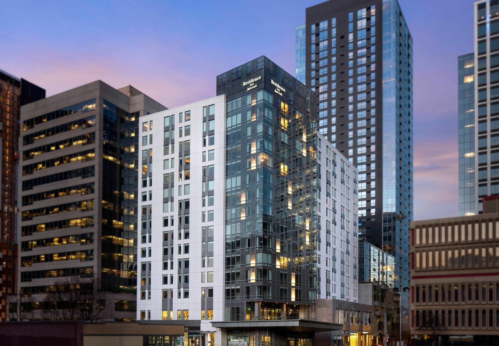 By Marriott Downtown Convention Center Hotel