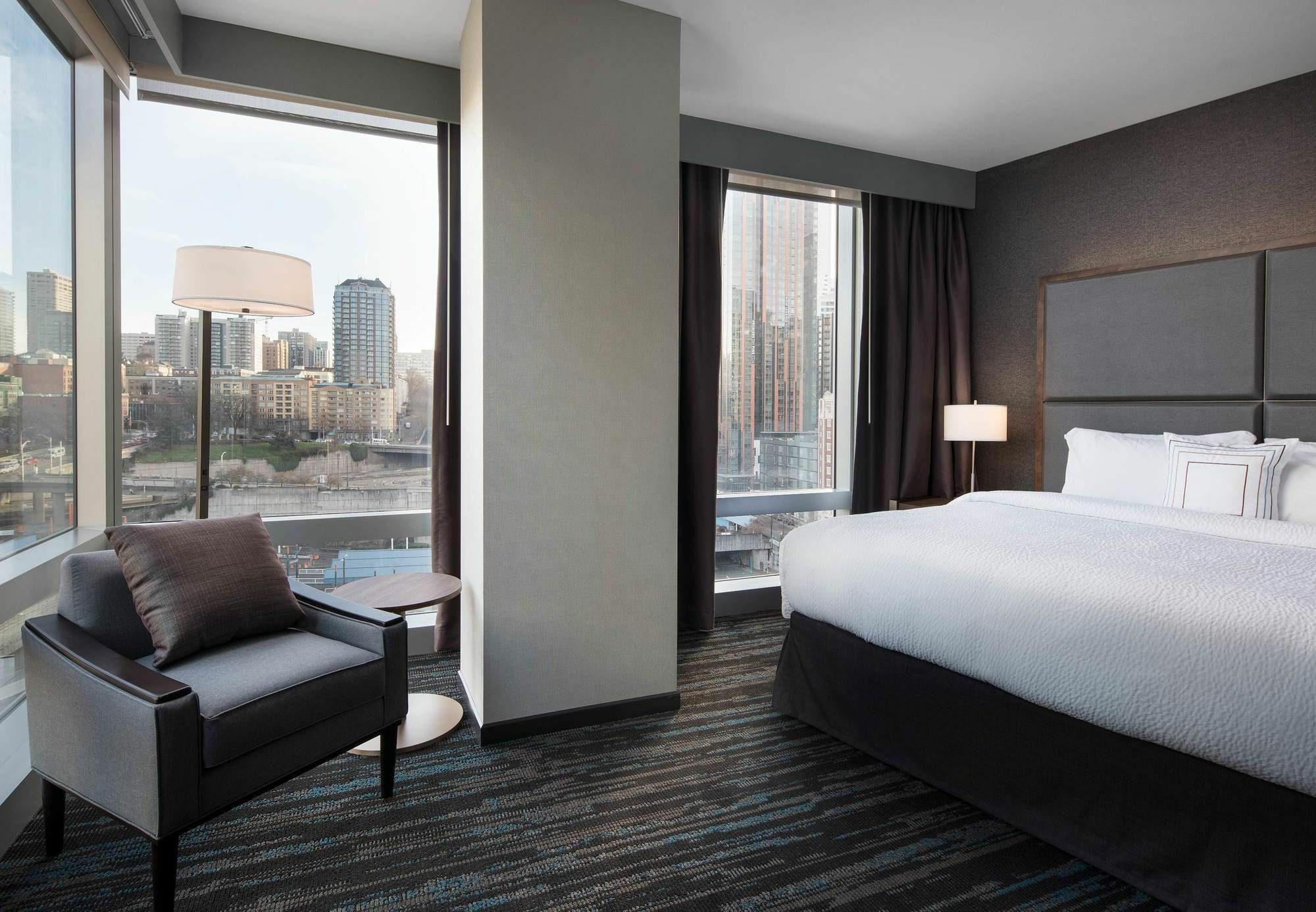 Hotel By Marriott Downtown Convention Center Seattle