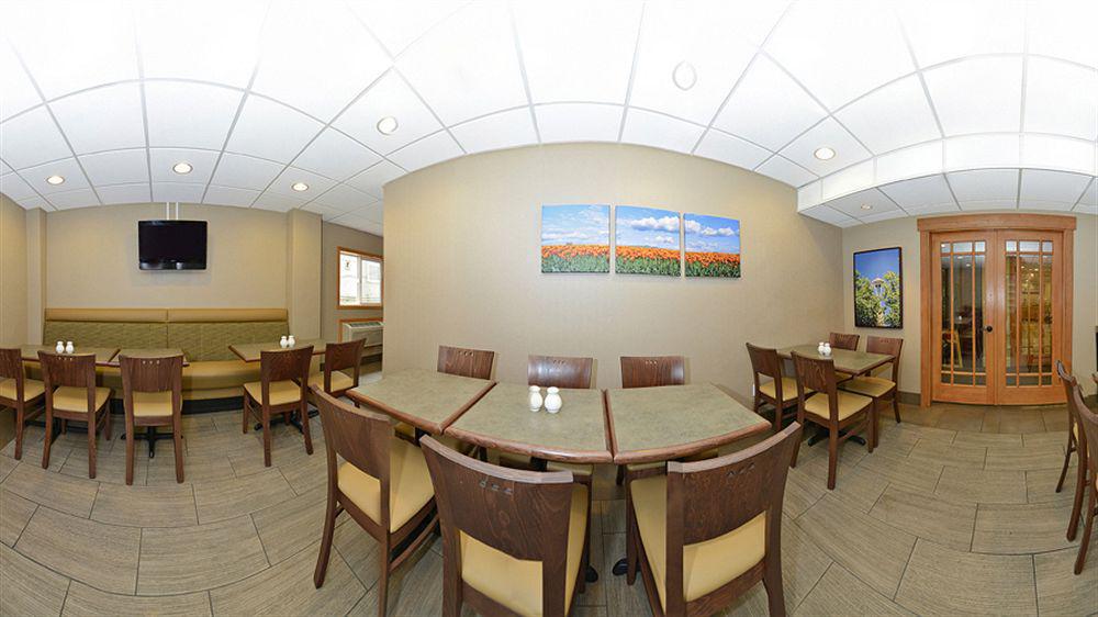 Quality & Center Hotel