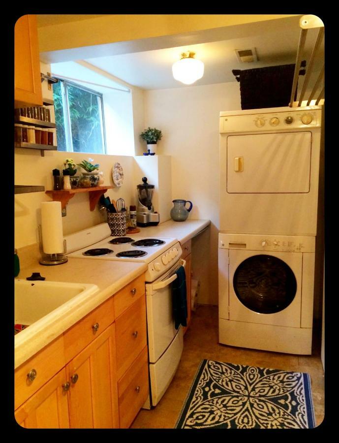 Greenlake Getaway Apartment *