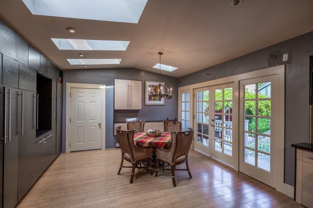 Bed & Breakfast Mozart Seattle