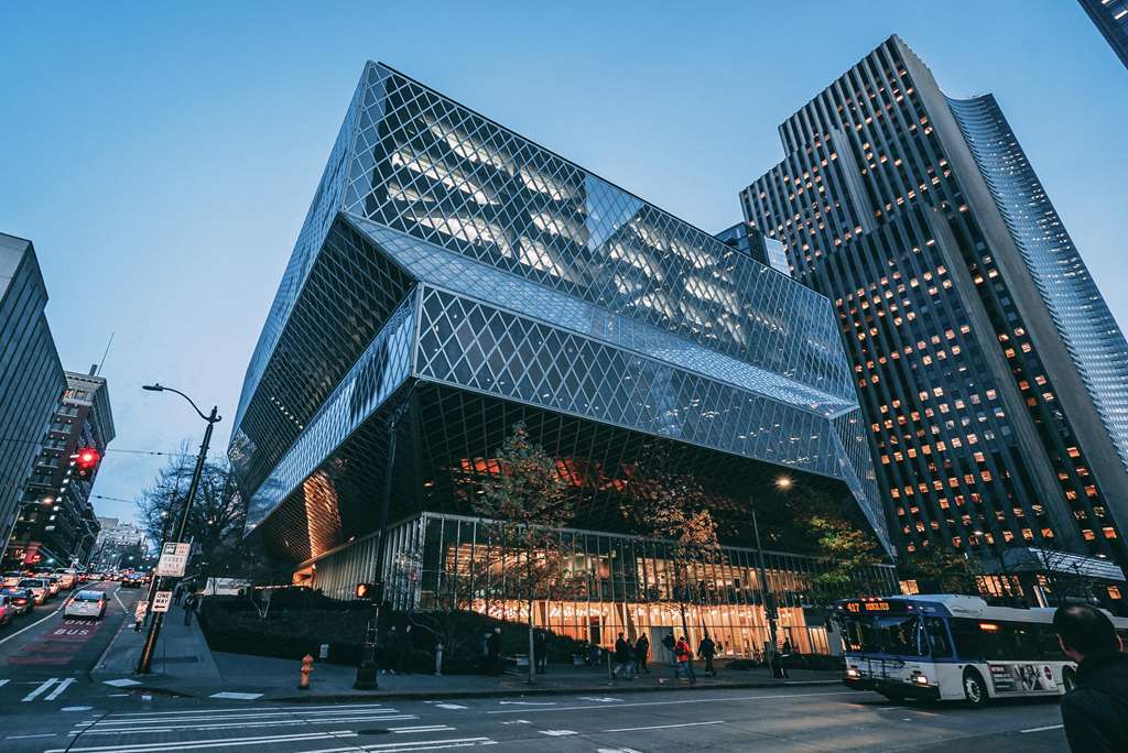 Hampton & Seattle-downtown Hotel 3*